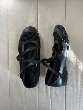 Women's Black Mesh Mary Jane Comfort Shoes